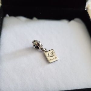 Pandora 'Passort' charm